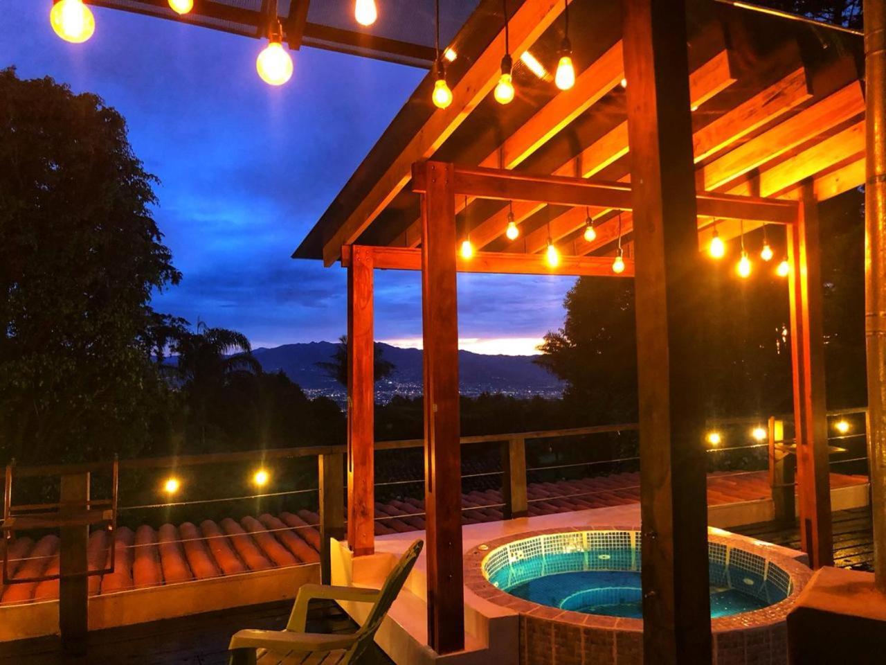 Vistas Del Conde Hotel Heredia Exterior photo